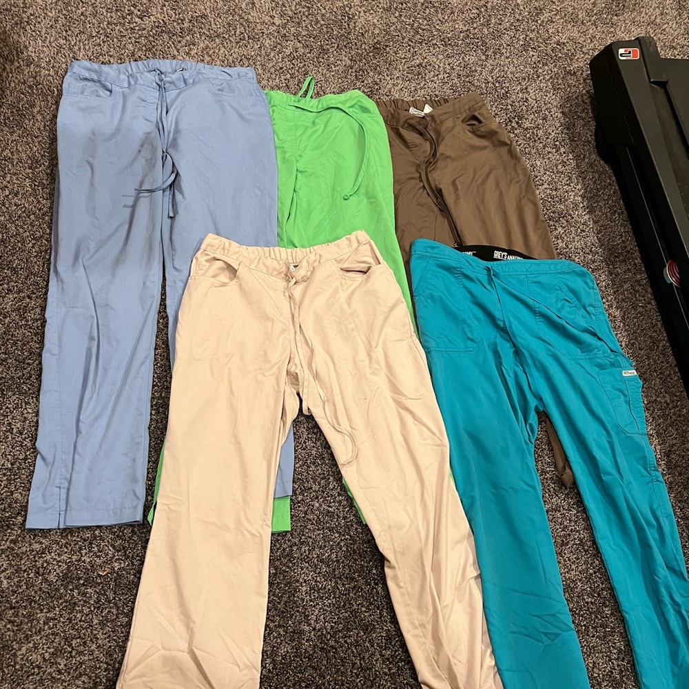 Grey’s Anatomy Pants Medium
